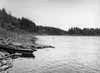 N�r Klar�lven viker av mor norr mottager den ett tillfl�de, H�lj�n.