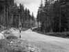 F�rbi Var�forsen g�r v�gen mot L�ngflon ganska n�ra �lven.