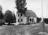 Fastigheten Solbo sedd fr�n sydv�st (�gare Orr-Helmer Hansson).